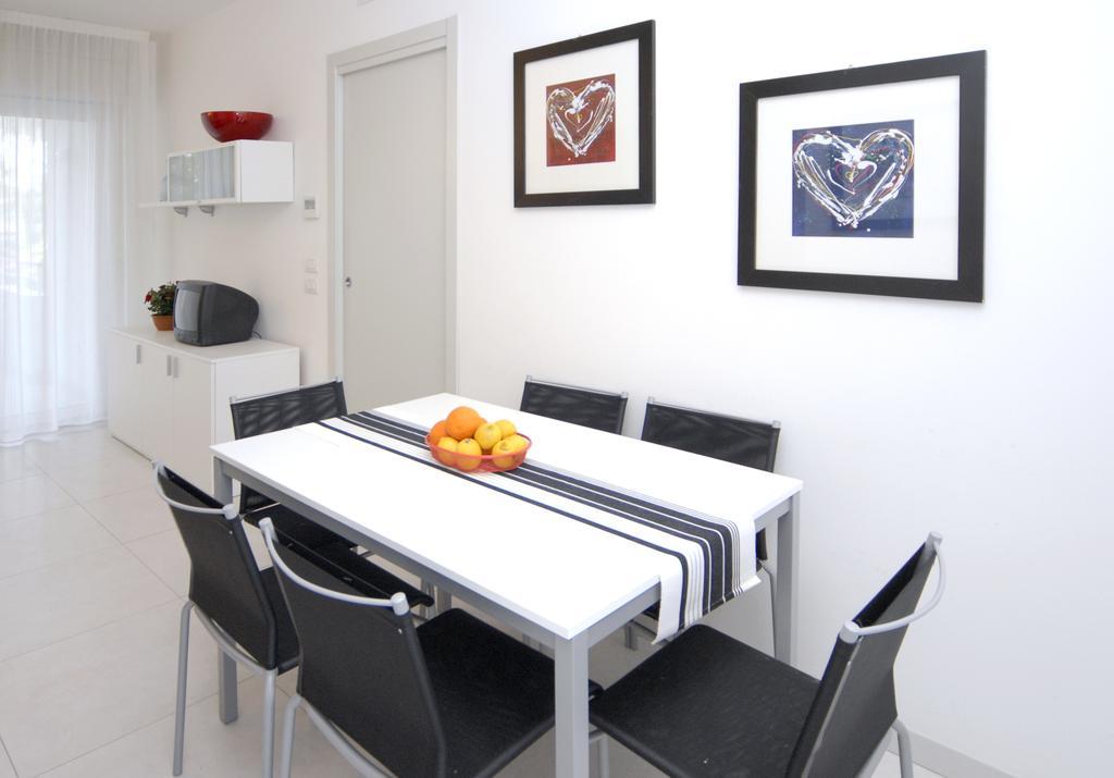 Ai Lecci Apartment Bibione Exterior photo